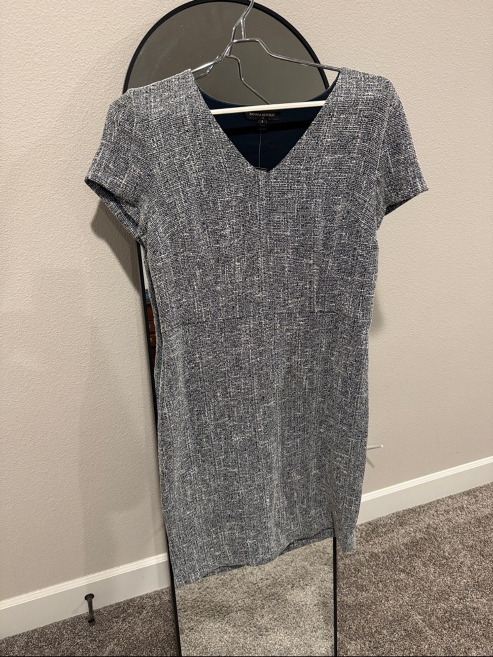 Banana Republic Gray Tweed V‑Neck Midi Dress